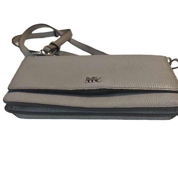 Michael Kors Taupe Pebbled Leather Detachable Adjustable Strap Crossbody - Picture 3 of 16